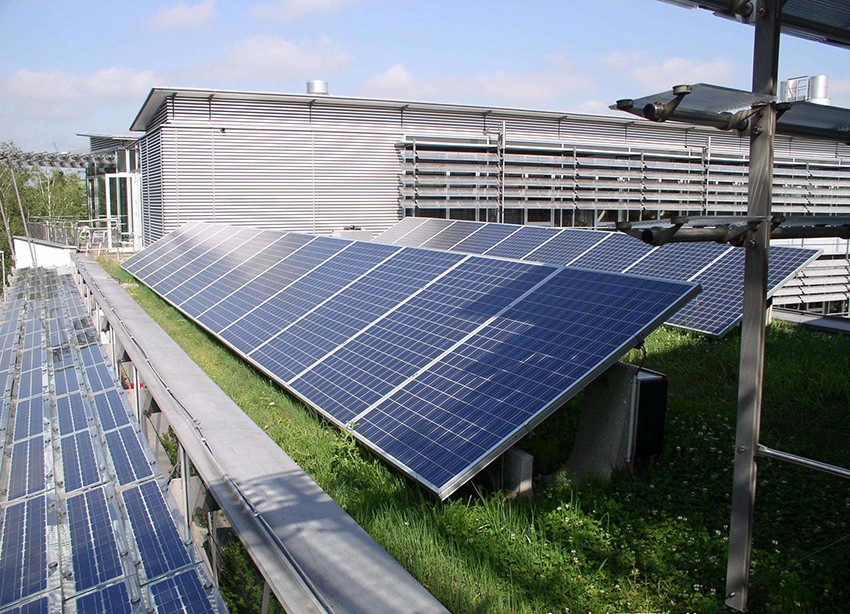 太陽能及風電領域